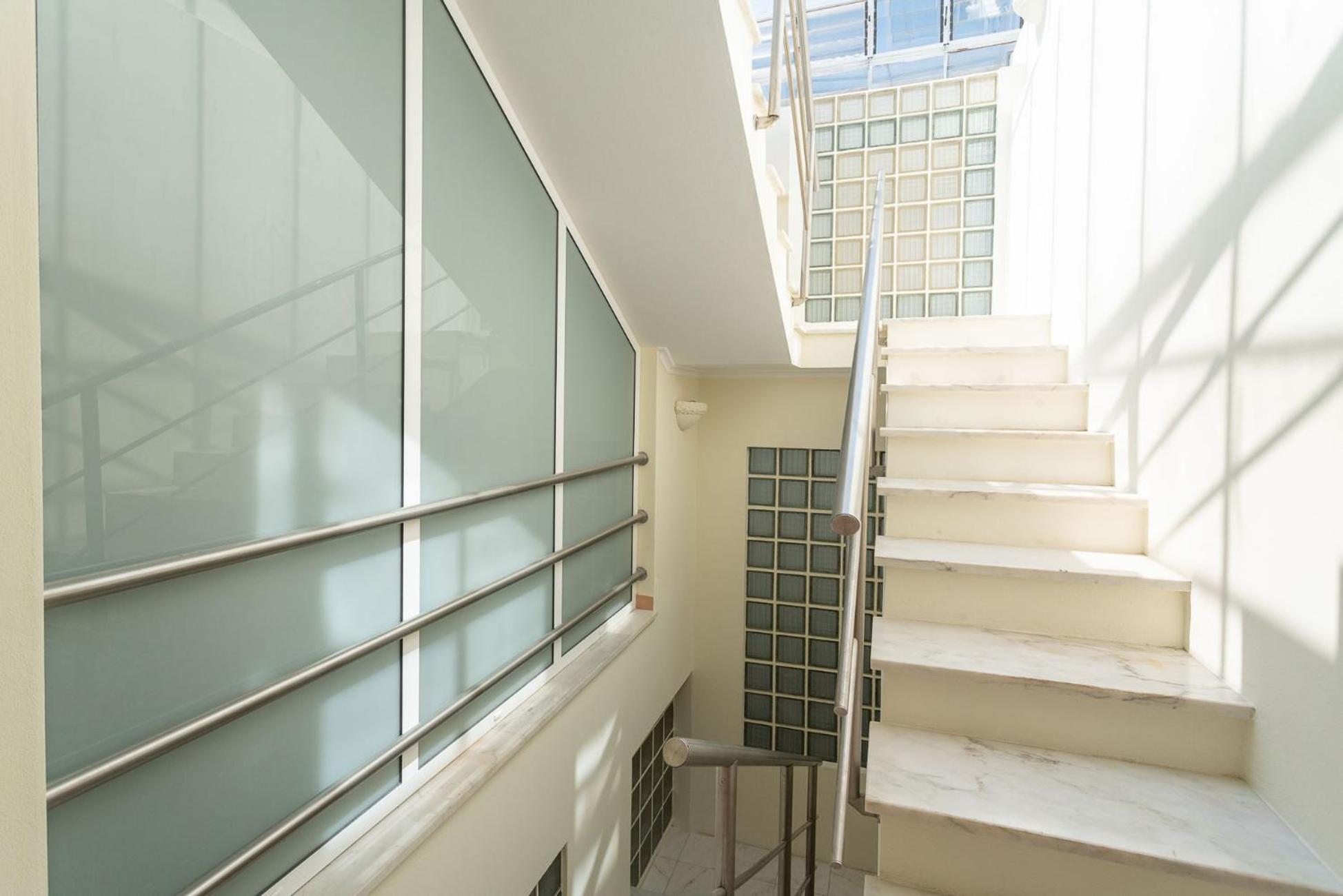 Blife Alicya Private Rooms 파로 외부 사진