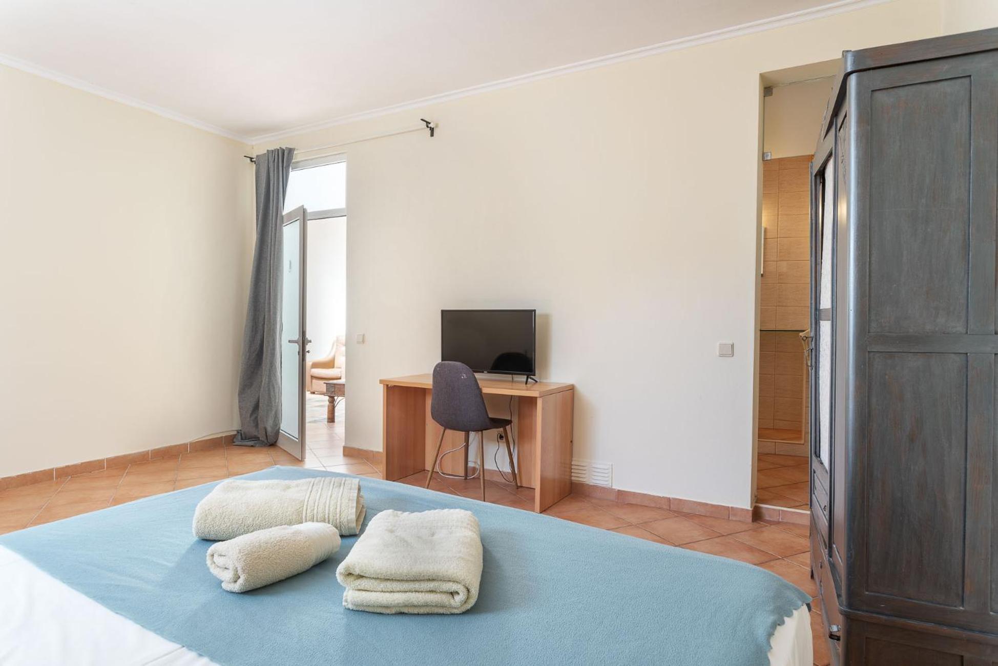 Blife Alicya Private Rooms 파로 외부 사진